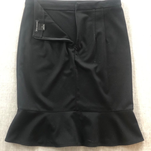 Club Monaco Tulip Skirt - Picture 2 of 3